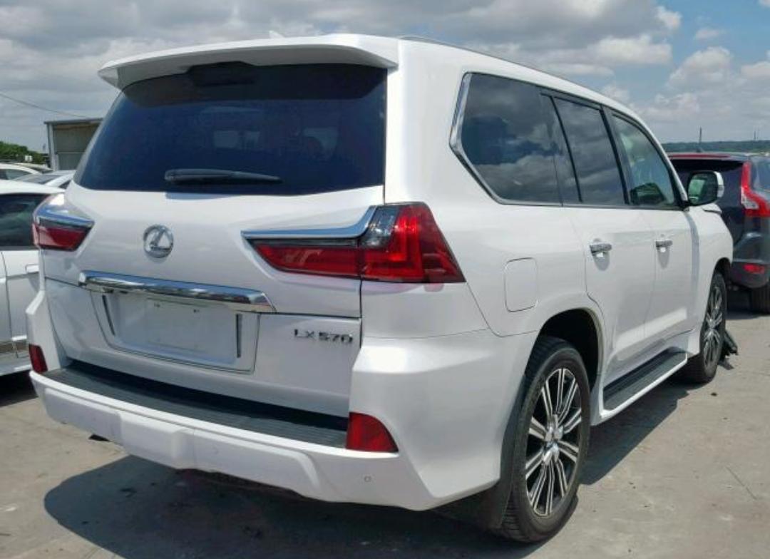 Lexus LX 570
